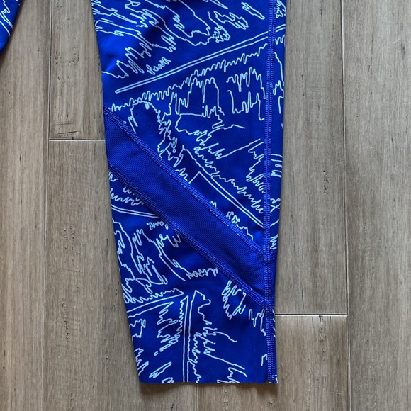 Under Armour large leggings - Picture 3 of 3